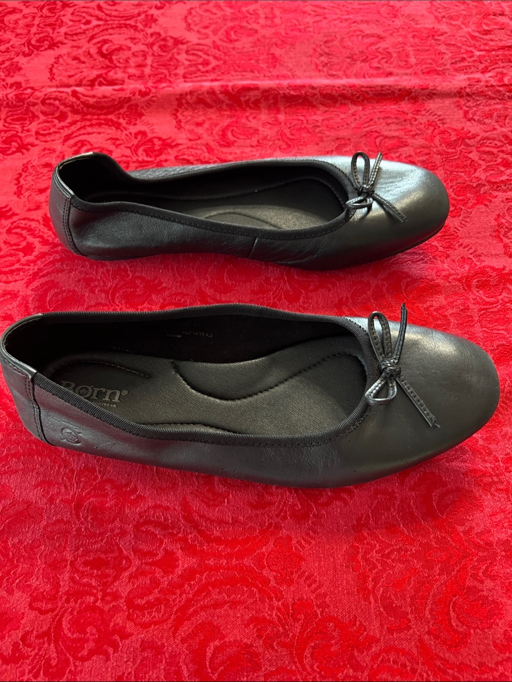 Born Women’s Black Leather Ballet Flats Size 9M Bow Comfort Shoes - Picture 3 of 8